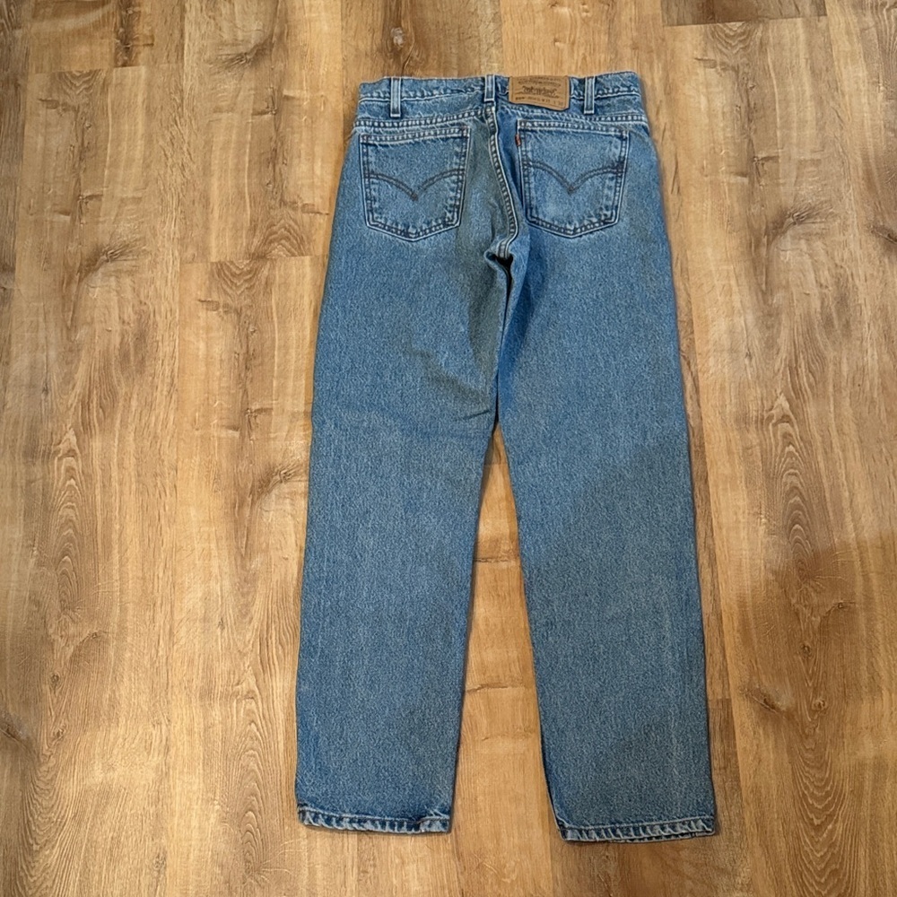 Levi's Vintage 90’s Orange Tab Relaxed Fit Jeans — Medium Blue Denim - Picture 2 of 7